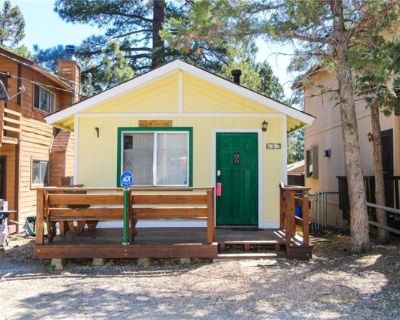 607 Spruce Ln. 1 BR, 1 BA Cute Single Story Home in quiet neighborhood, recently remodeled with new carpet and paint. Property was recently converted to Natural Gas. Very clean, open kitchen, laundry hook-ups with stack-able washer and dryer. unfurnished. All utilities paid by renter Pets Negotiable. Available 12/05/2025. Rent: $1400.00/mo Sec Dep: $1700.00 SQFT: 600, Lot SQFT: 2375. Directions...