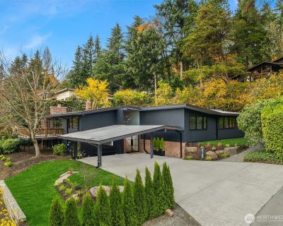 4 Bedroom 3BA 3400 ft House For Rent in Mercer Island, WA
