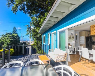 3 Bedroom 2BA 1250 ft Single Family Home For Sale in Honolulu, HI