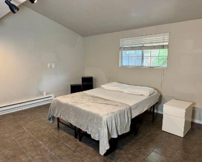 Furnished Room for Rent - Modern Coliving in Millcreek_Private Room + Share