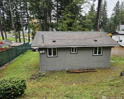 2 Bedroom 1BA 480 ft Apartment For Rent in Grapeview, WA