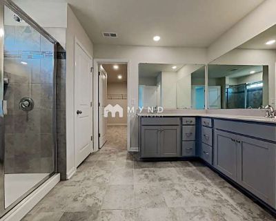 Room in 5 Bedroom Home at Moulin Ct Dr. Food, culture, the arts...and NASCAR...and apartments!. Info provided by ShowMeTheRent Studio 1 Bedroom 2 Bedrooms 3 Bedrooms 5 Bedrooms Never miss a deal! Get immediate alerts when prices drop or new units arrive. Turn on alerts 1BR/1BA 1 Bed 1 Bath 3300 sqft Starting at $650 Available 1. 5 Bedroom. 4.5 Bathroom. 3278 ft