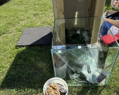 55 Gallon Fish Tank