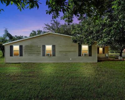 4 Bedroom 2BA 1568 ft Mobile Home For Sale in MCGREGOR, TX