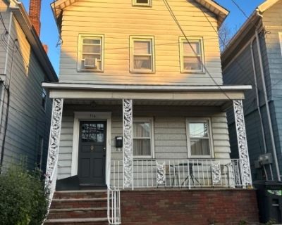 3 Bedroom 1BA House For Rent in Elizabeth City, NJ