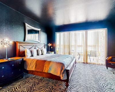 1 bath No pets 3.33 6 reviews What our guests are saying... This is a top guest review...