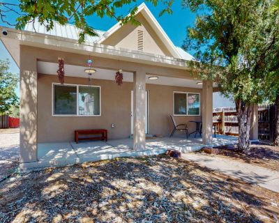 3 Bedroom 2BA 1612 ft Single Family House For Sale in Albuquerque, NM