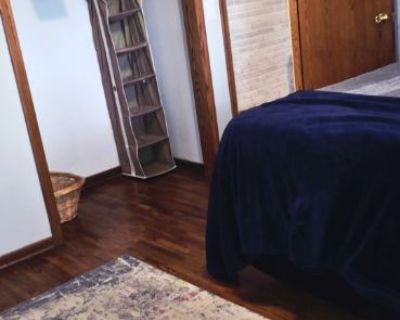 Deposit: $100.00 * Utilities included?: No * Fees apply?: No. References are not required. Non-smoking. Furnishings: Furnished * Disabled access: * Living room: shared. Availability Available Nov 02 2025 Minimum term 1 month Maximum term None. Fully furnished entire half of a duplex for rent. This space is completely seperate from the other half of the duplex. It is sq feet with and upstairs th...