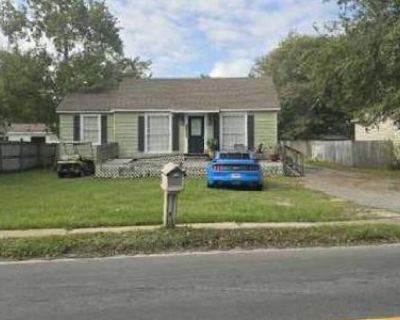 3 Bed 2 Bath Foreclosure Property in Pascagoula, MS 39567 - Pascagoula St