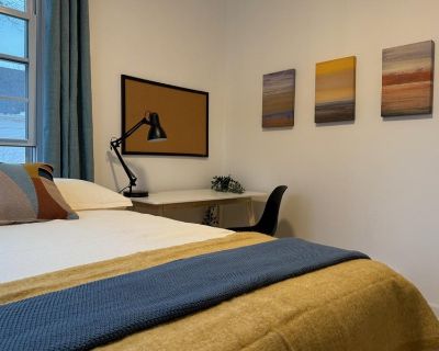 Furnished Room for Rent - Centrally Located Spacious & highquality Milwaukee