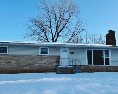 3 Bedroom 1BA 1629 ft Apartment For Rent in Orange, VA