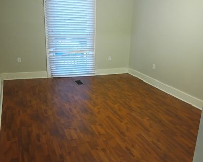 Minimum stay: 12 months. Deposit: 500. Bills included. Age preference: 18 - 48. Available for students. Great house uptown near Freret and Napoleon in walking distance to Rouses Walgreens CVS bars restaurants and public transportation. Existing roommates are chill professionals in early 30s, clean, respectful, and responsible