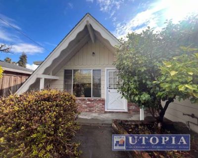 2 Bedroom 1.5BA 1085 ft Pet-Friendly Apartment For Rent in Santa Cruz, CA