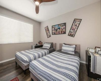 Available on: now. Furnished. Parking available * Internet included * LGBTQ+ friendly * Children friendly * Students welcome * 40+ years welcome Marcel will require background checks for this room Learn more. Single Occupancy, Bedroom with Shared Bathroom $900/month utilities included (gas, water, electricity, internet) Month-to-month rental agreement Located at the border of Murrieta and Temec...