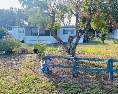 3 Bedroom 2BA 1248 ft Mobile Home For Sale in Haines City, FL