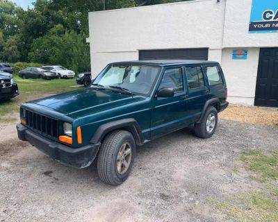 1998 Jeep Cherokee Classic Sport Utility 4D