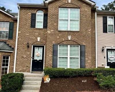 3 Bedroom 2BA Townhouse For Sale in Gainesville, GA