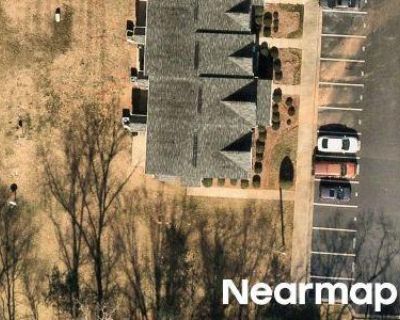 3 Bed 3 Bath Preforeclosure Property in Greensboro, NC 27405 - Silhouette Dr