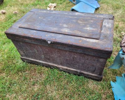 Vintage Wood Steamer Trunk Chest Coffee Table Storage Box Antique Decor