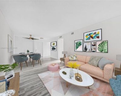 910 Jefferson Ave Apt 4A. Charming 1BR/1BA condo in the heart of South Beach! Bright and airy corner unit with open living space, updated kitchen, and modern finishes. Bedroom features great natural light and ample closet space. Located in a well-maintained Art Deco building just steps from Flamingo Park, Lincoln Road, world-class dining, and the beach. Perfect for end users or investors-low-ma...