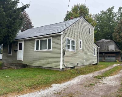 2 Bedroom 1BA 1400 ft Single Family House For Sale in Winooski, VT