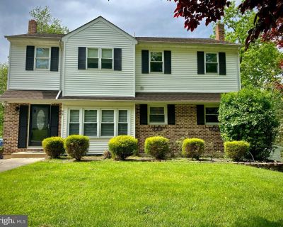 5 Bedroom 2BA 2166 ft Apartment For Rent in Moorestown, NJ