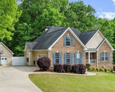 5 Bedroom 3BA 4018 ft Single Family House For Sale in Monroe, GA