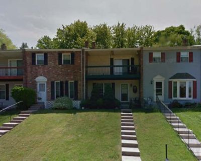 3 Bedroom 1.5BA 1800 ft Pet-Friendly Apartment For Rent in Delaware County, PA