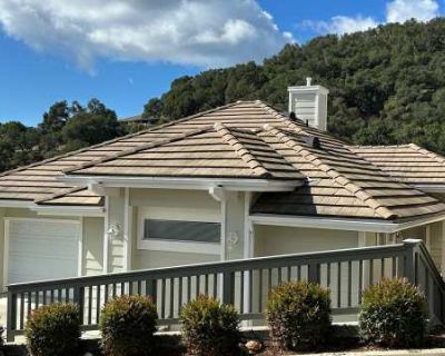 3 Bedroom 2.5BA 1705 ft Furnished Apartment For Rent in Avila Beach, CA