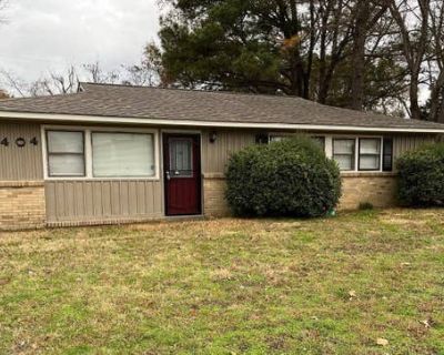 2 Bedroom 1BA 1000 ft Single Family Home For Sale in MEMPHIS, TN