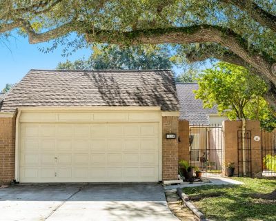 2 Bedroom 2BA 1469 ft Single Family Detached House For Rent in West Columbia, TX