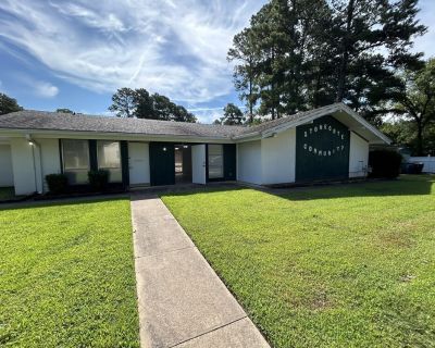 3 Bedroom 2BA 1056 ft Mobile Home For Sale in Shreveport, LA