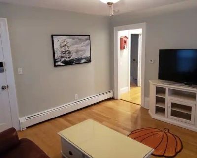 Tremont St Unit,salem, Flat For Rent