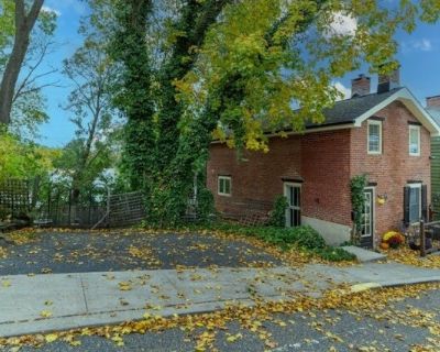 S Franklin St, Lambertville, Home For Rent