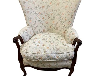 Late 19th Century Antique French Louis XV Style Vintage Bergère Chair