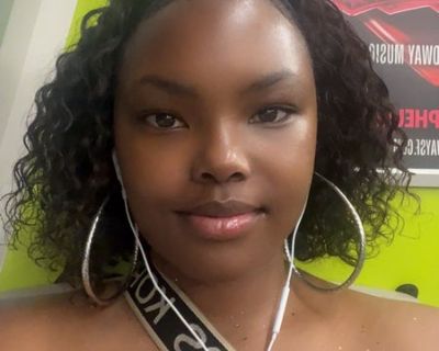 Female Seeking Room in Los Angeles