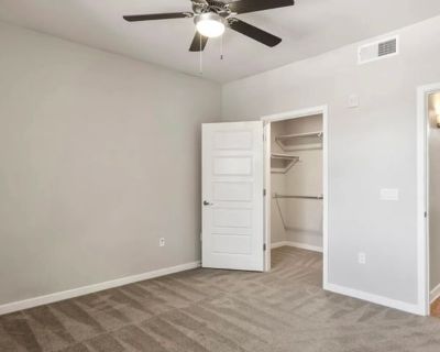 kyara (Has an Apartment) on iROOMit. Room in the 2 Bedroom 2BA Apartment...