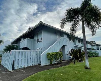 2 Bedroom 1BA 750 ft Apartment For Rent in Waipio, HI