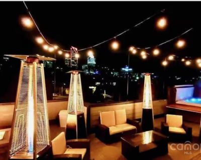 3 Bedroom 3BA 2306 ft Furnished Condo For Sale in Charlotte, NC