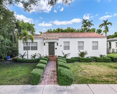 3 Bedroom 1BA 918 ft House For Rent in Coral Gables, FL