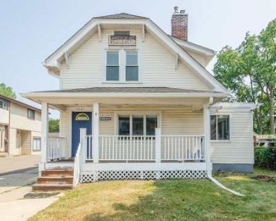 6 Bedroom 3BA 0 ft Apartment For Rent in Ann Arbor, MI