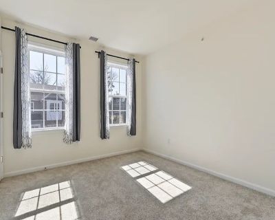 Pet friendly $900 per month room to rent in Pennington