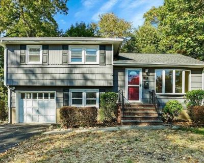 Maplewood Blvd, Suffern, Home For Rent