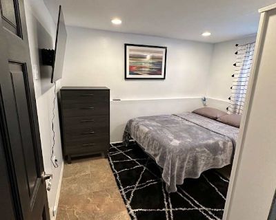 Private room with shared bathroom in a House with 1 roomie, Plainfield, NJ 07060
