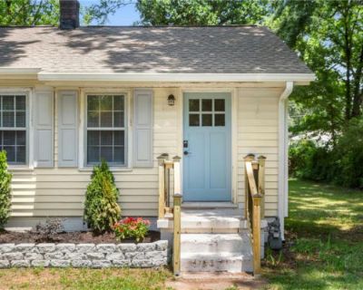 2 Bedroom 1BA 768 ft Single Family Home For Sale in Smyrna, GA