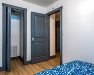 Now Leasing Modern Co-Living Home in Atlanta! Experience stress-free living just minutes from Downtown Atlanta and Hapeville! Our beautifully maintained co-living home offers the perfect blend of comfort, convenience, and community ideal for professionals, students, and anyone who wants to enjoy city life without the city price. Private Rooms Each resident enjoys a clean and private room with t...