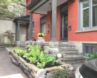 2 Bedroom 1BA 1100 ft House For Rent in Ottawa, Ontario