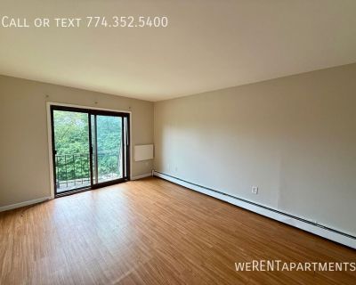 2 Bedroom 1BA 800 ft Single-family home For Rent in Norwich, CT