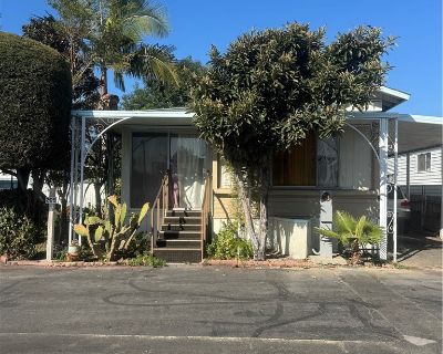 2 Bedroom 1BA Single Family House For Sale in Santa Ana, CA