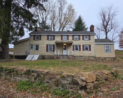 2 Bedroom 2BA House For Rent in Tewksbury Twp., NJ
